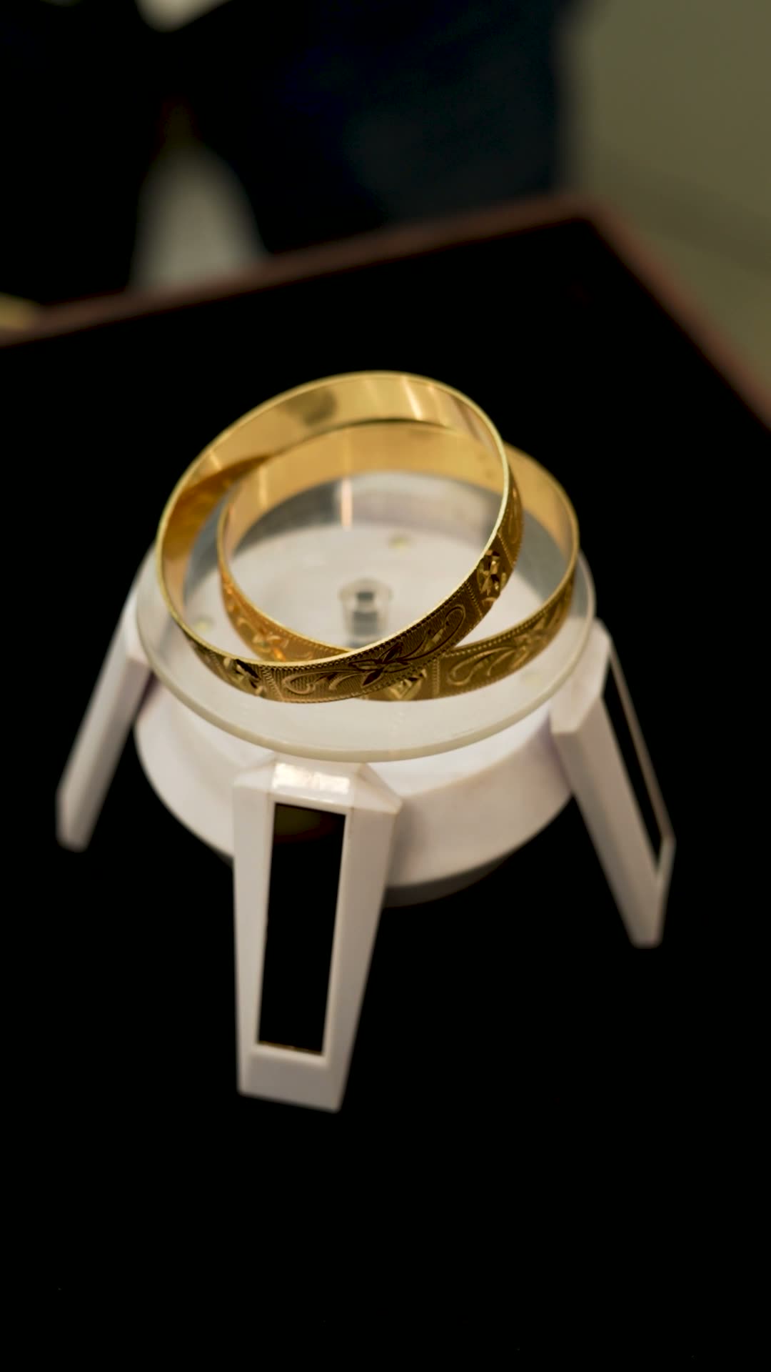 Signature Gold — Jewellery · Editorial · Product Film by Outlook Production Company